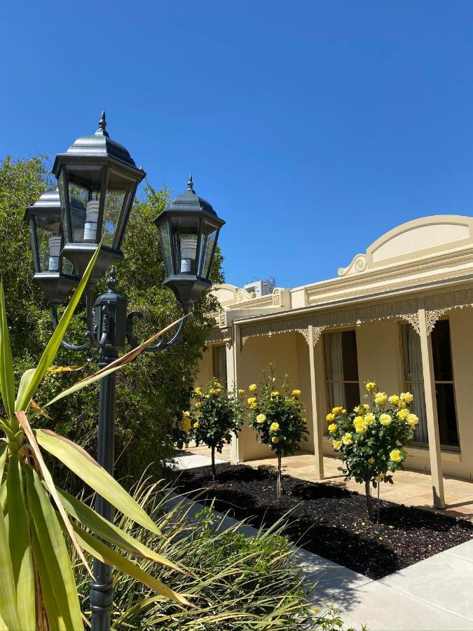 Aparthotel Acacia Terraces Echuca Exterior foto