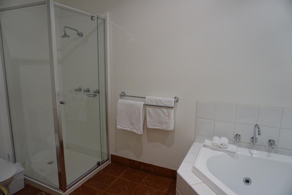 Aparthotel Acacia Terraces Echuca Zimmer foto